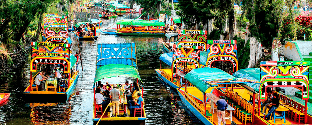 trajineras xoximilco cancun