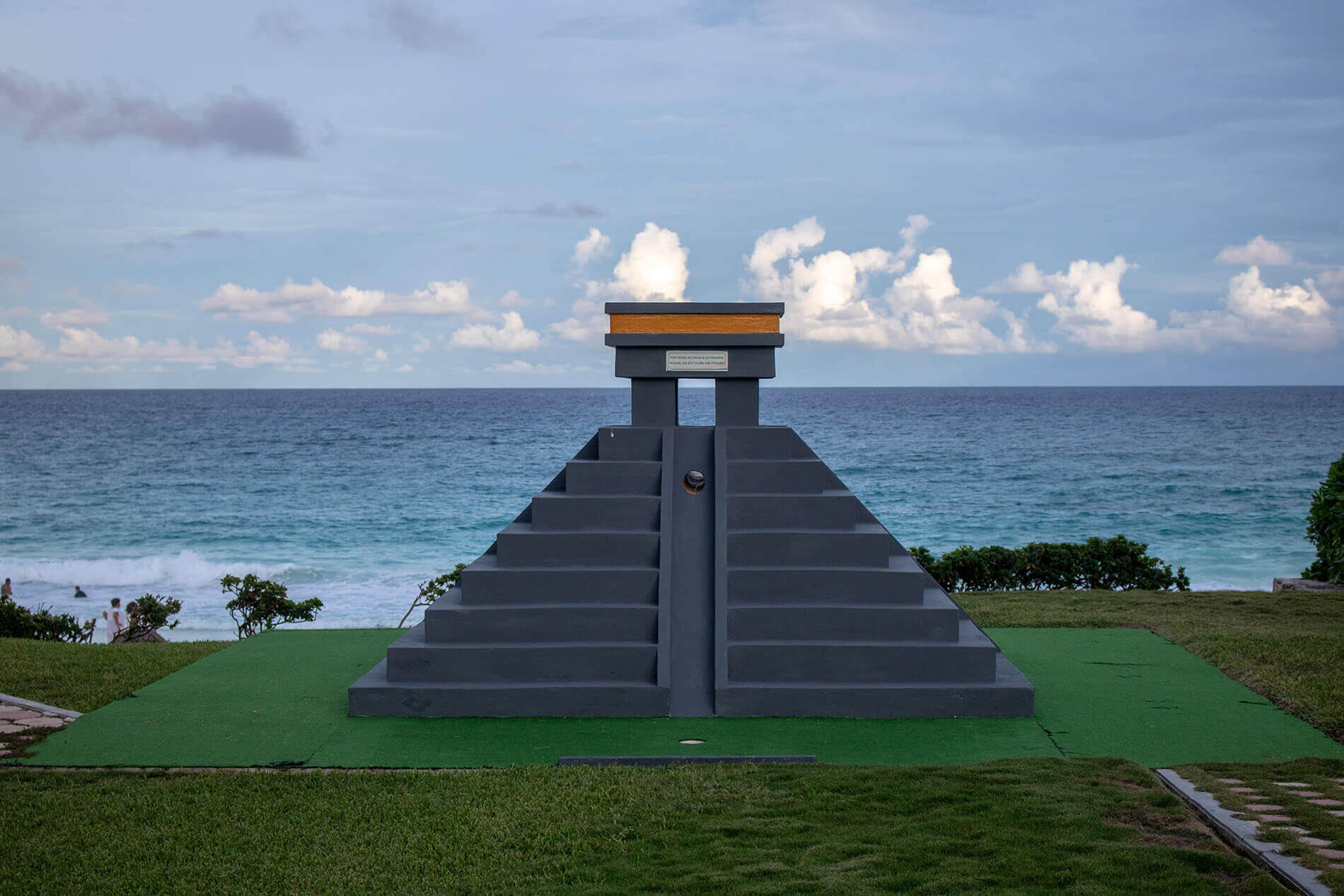 minigolf course with ocean view at gr caribe by solaris